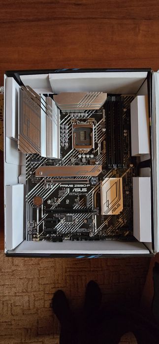 Дънна платка ASUS Z590-P