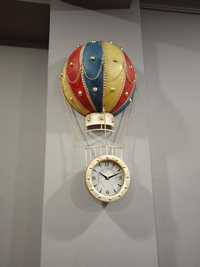 Часы на воздушном шаре .