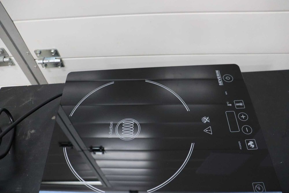 SEVERIN KP1071 Индукционен котлон, Висококачествен котлон, 2000W