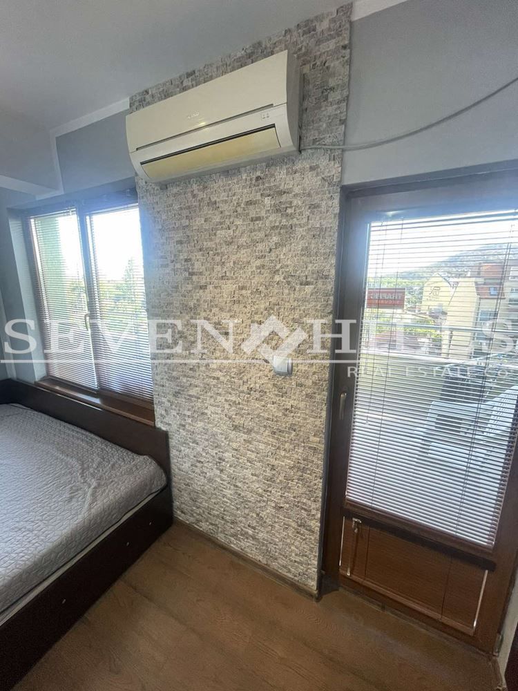 Продава се Тристаен апартамент в Пловдив, Младежки Хълм - 101 кв.м за 1981 €/кв.м - Снимка #3