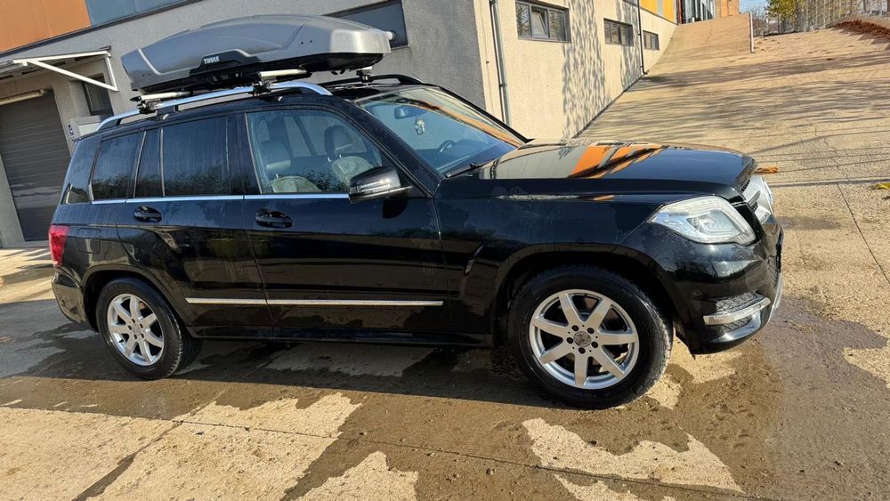 Vând Mercedes GLK 2.2 CDI/ septembrie 2012 facelift/ cutie  Thule