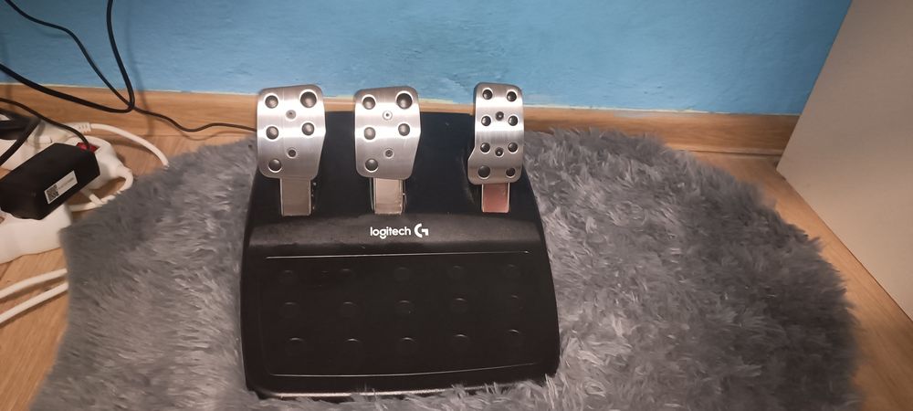 Logitech G29 Волан с Педали + G29 Shifter