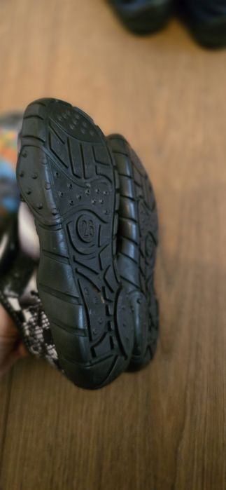 Пантофи 26 номер за момче