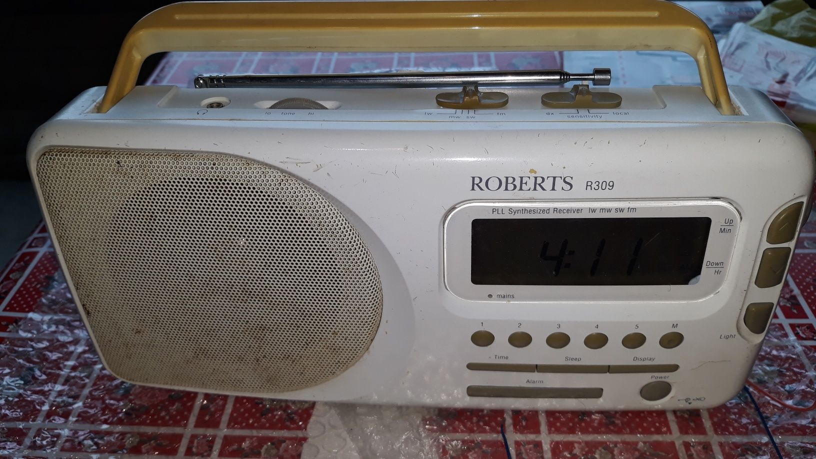 Radio portabil  Grundig