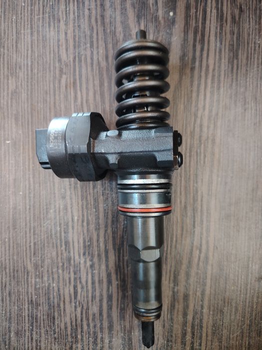 Дюза 1.9 тди 116 к.с. Фолксваген Ауди / VW Audi помпа дюза