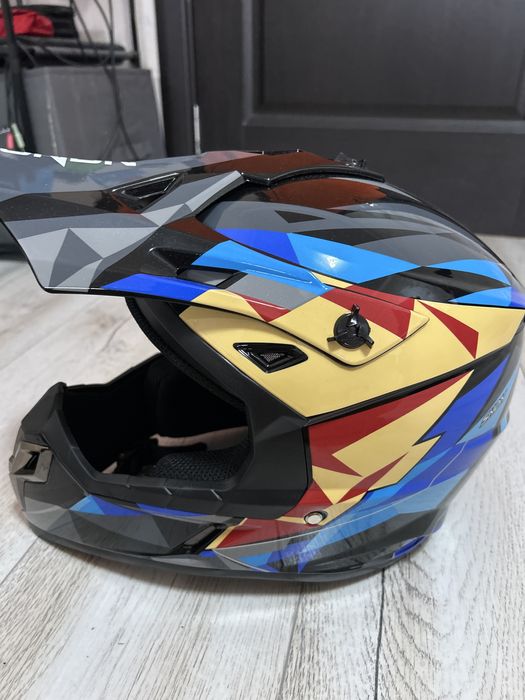 Vand casca full face pret negociabil