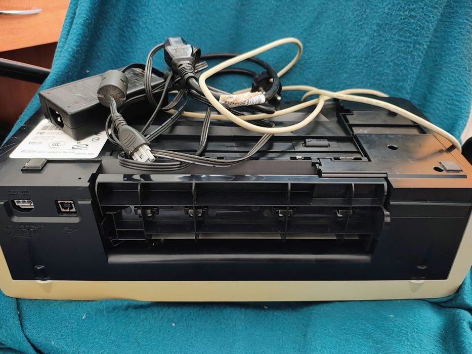 Imprimanta HP DeskJet 5740 fara cartuse