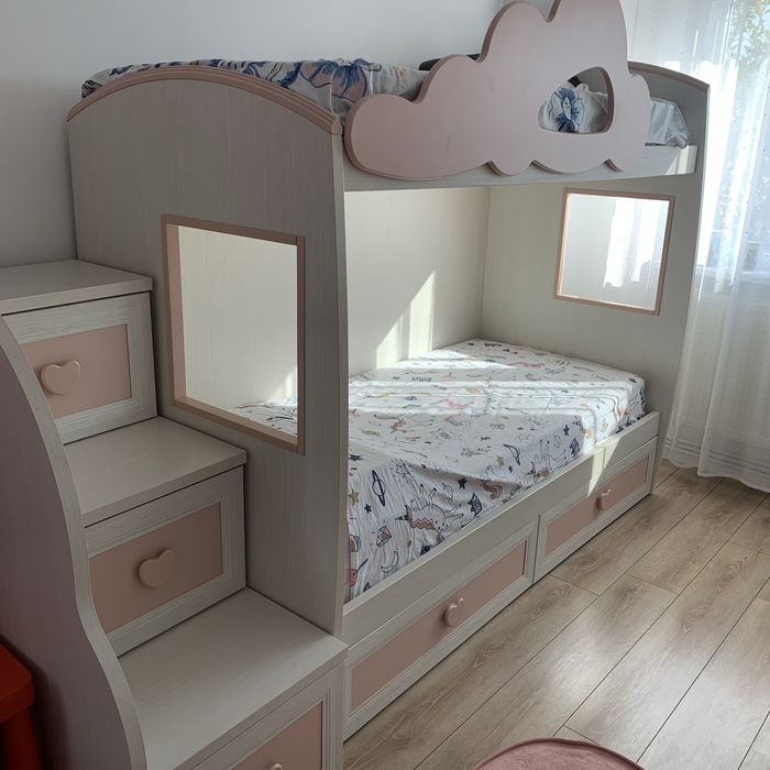 Pat supraetajat pentru fete,deosebit!