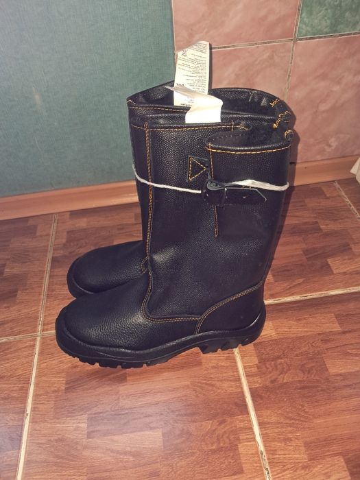 Сапоги кожа.мех.Цена 15.000.т