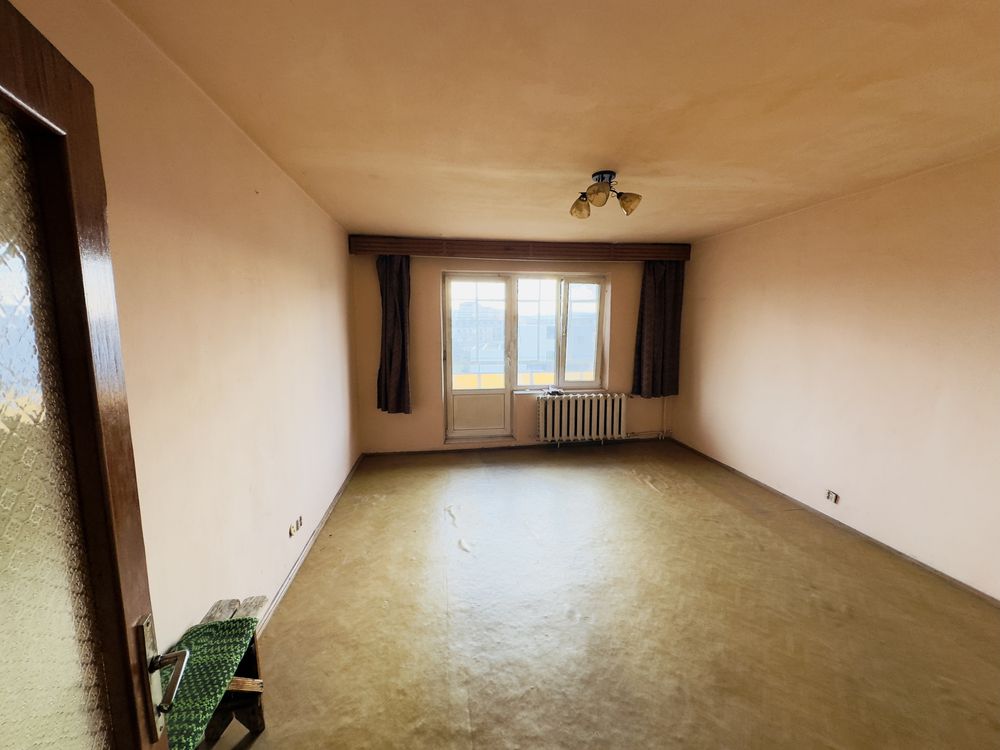 Vand Apartament 120mp , 4 camere, central cu loc de parcare
