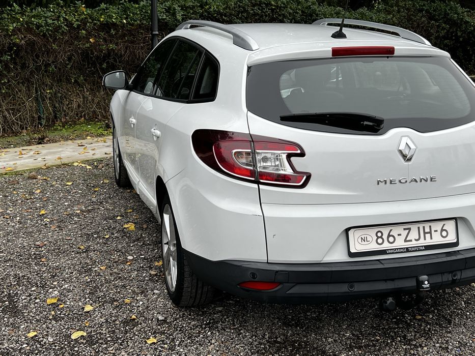 2013 Renault Megane 3/III 1.5 dCi 110 cp EURO5