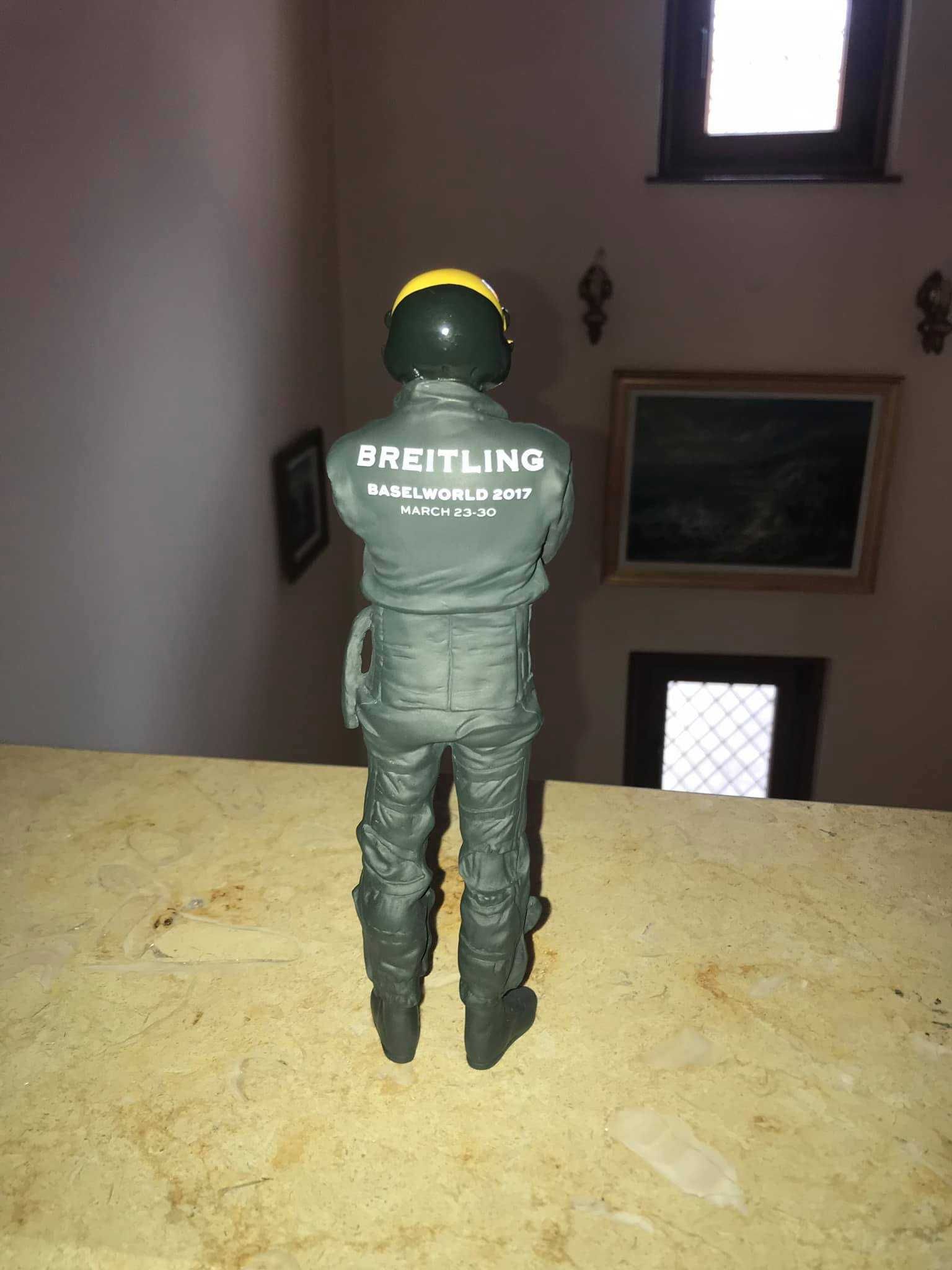 Figurina Breitling  Jet team pilot BaselWorld 2017 foarte rara