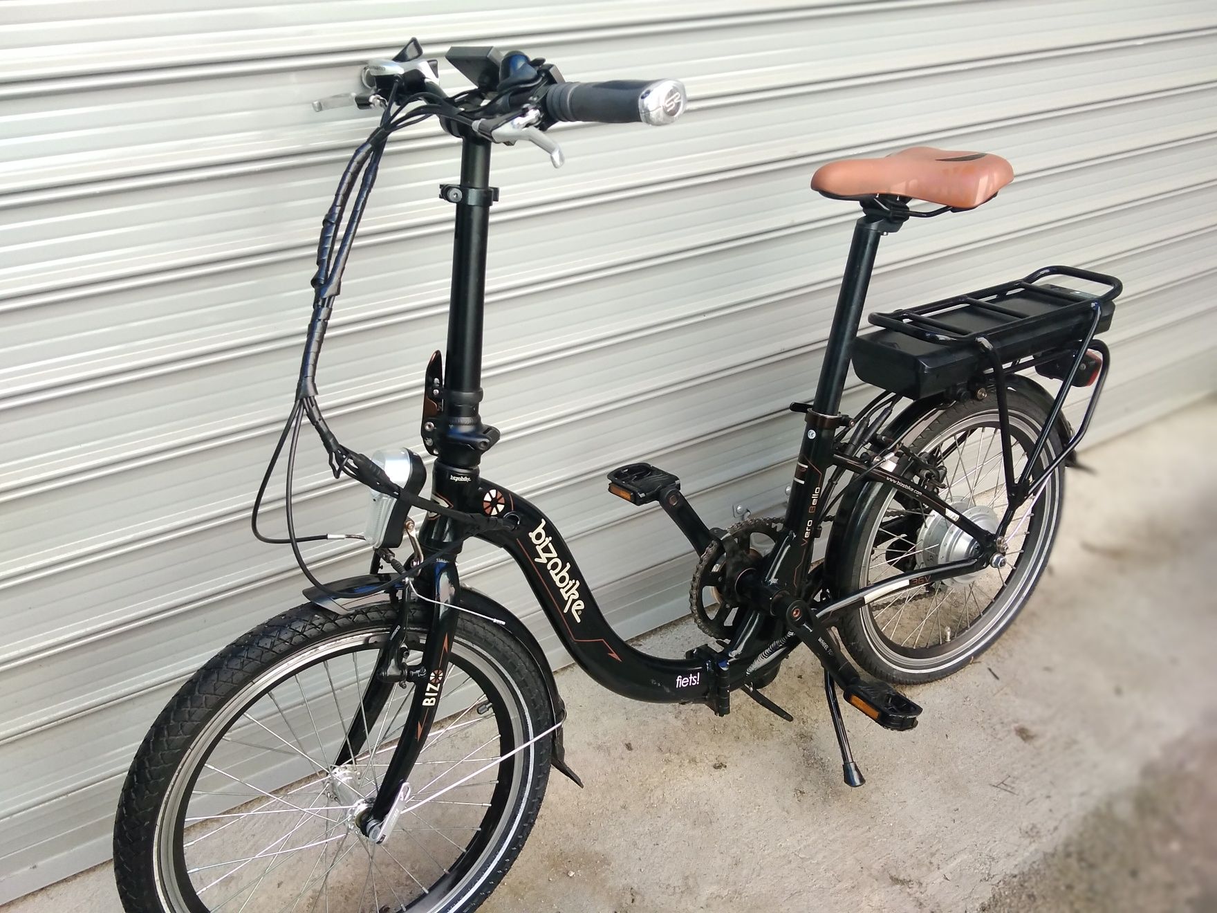 Електрически сгъваем велосипед Bizobike