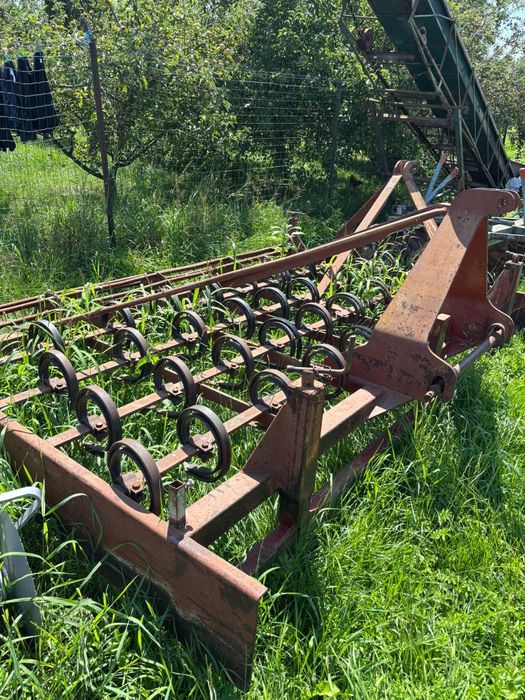 Cultivator de 3 metri latime de lucru