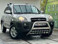 Hyundai Tucson 2.0 CRDI 4x4 l Motor NOU