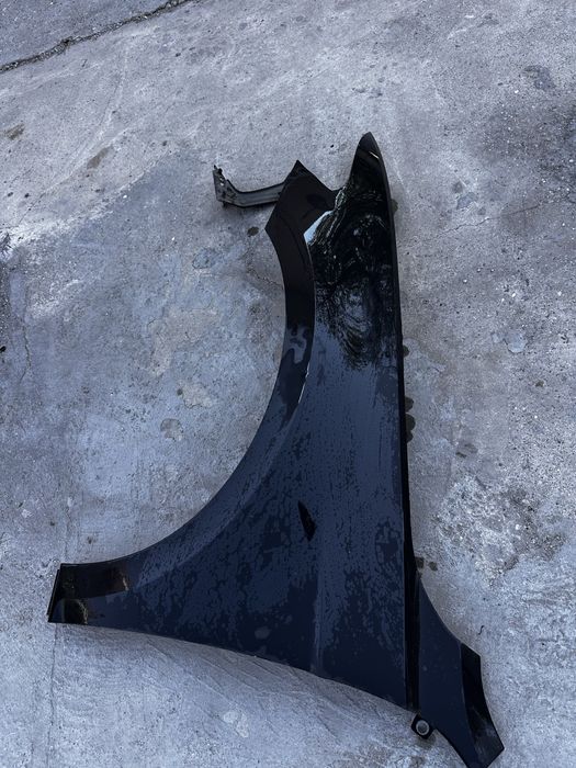 Aripă stânga față vw passat b8.