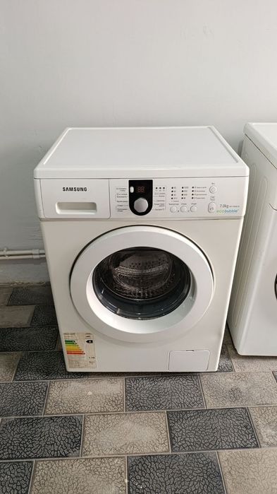 Продаю стиральную машину Самсунг на 7кг
