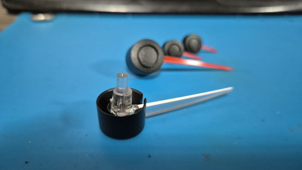 Стрелки за километраж,vw,seat,audi,skoda червени