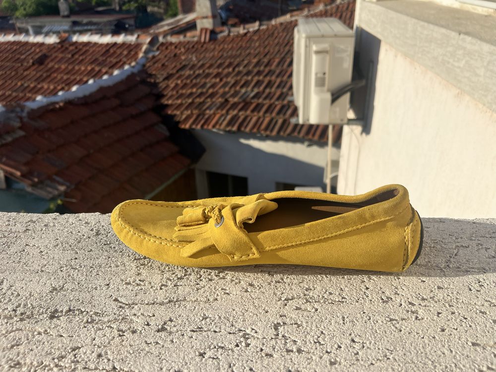 Jimmy Choo 44 Yellow