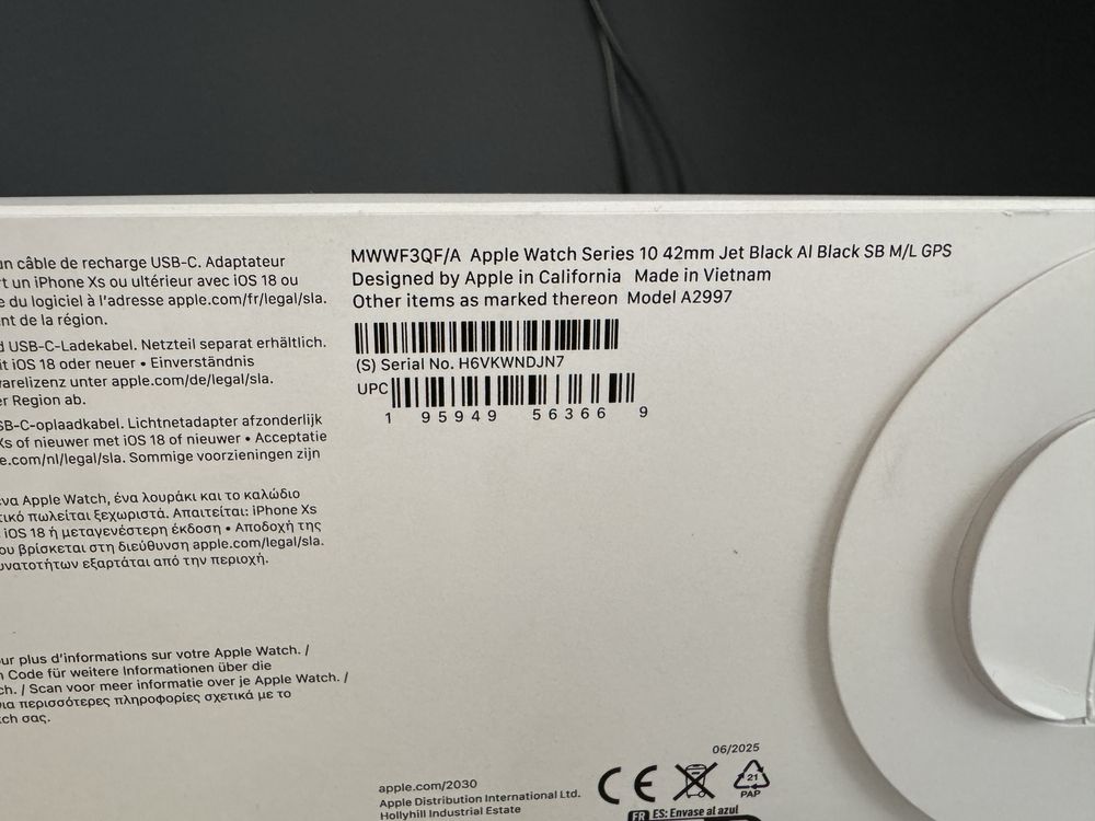 Чисто Нов apple Watch 10 42mm black