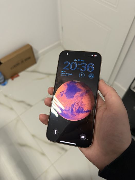 Iphone 16 pro max 256gb 100% baterie nou.