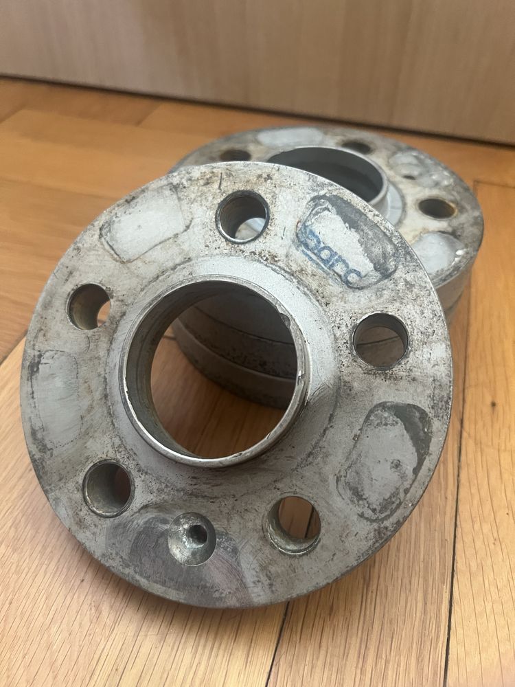 Sparco фланци за Голф 4 - 20 мм (2 см)