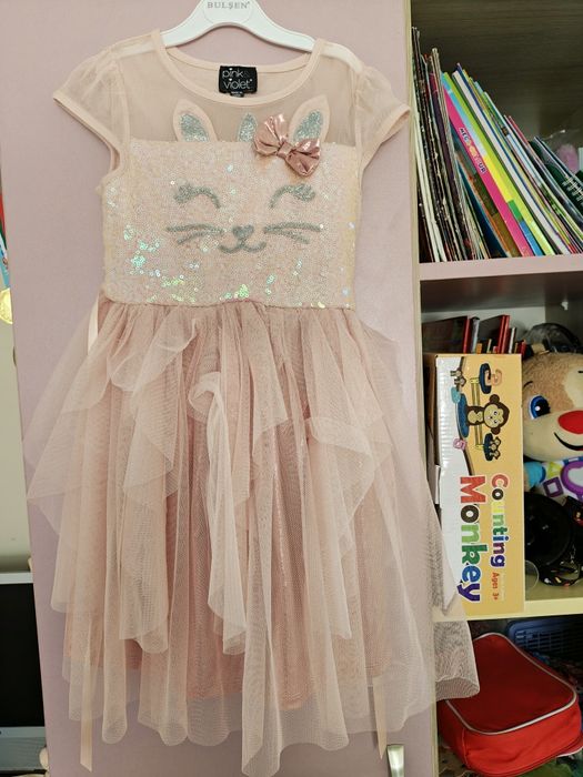 Рокли от 2 до 6 г запазени