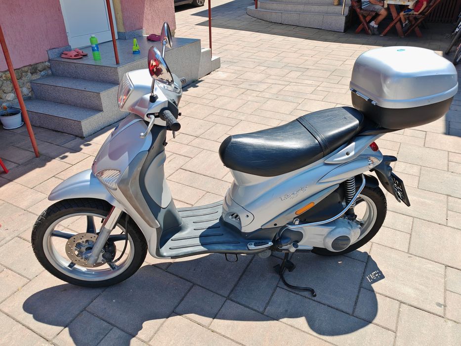 Scuter Piaggio 125