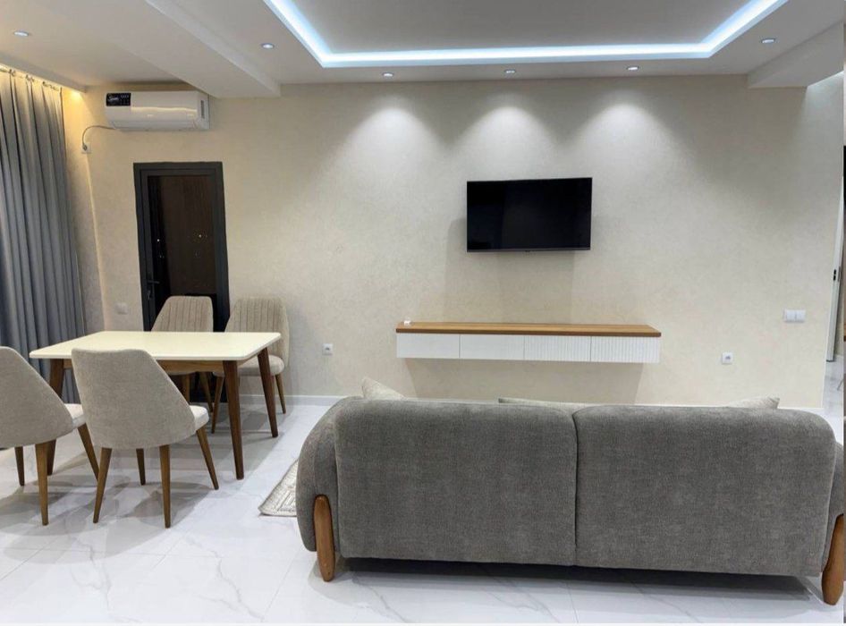 Yubsobod amerika elchixonasida