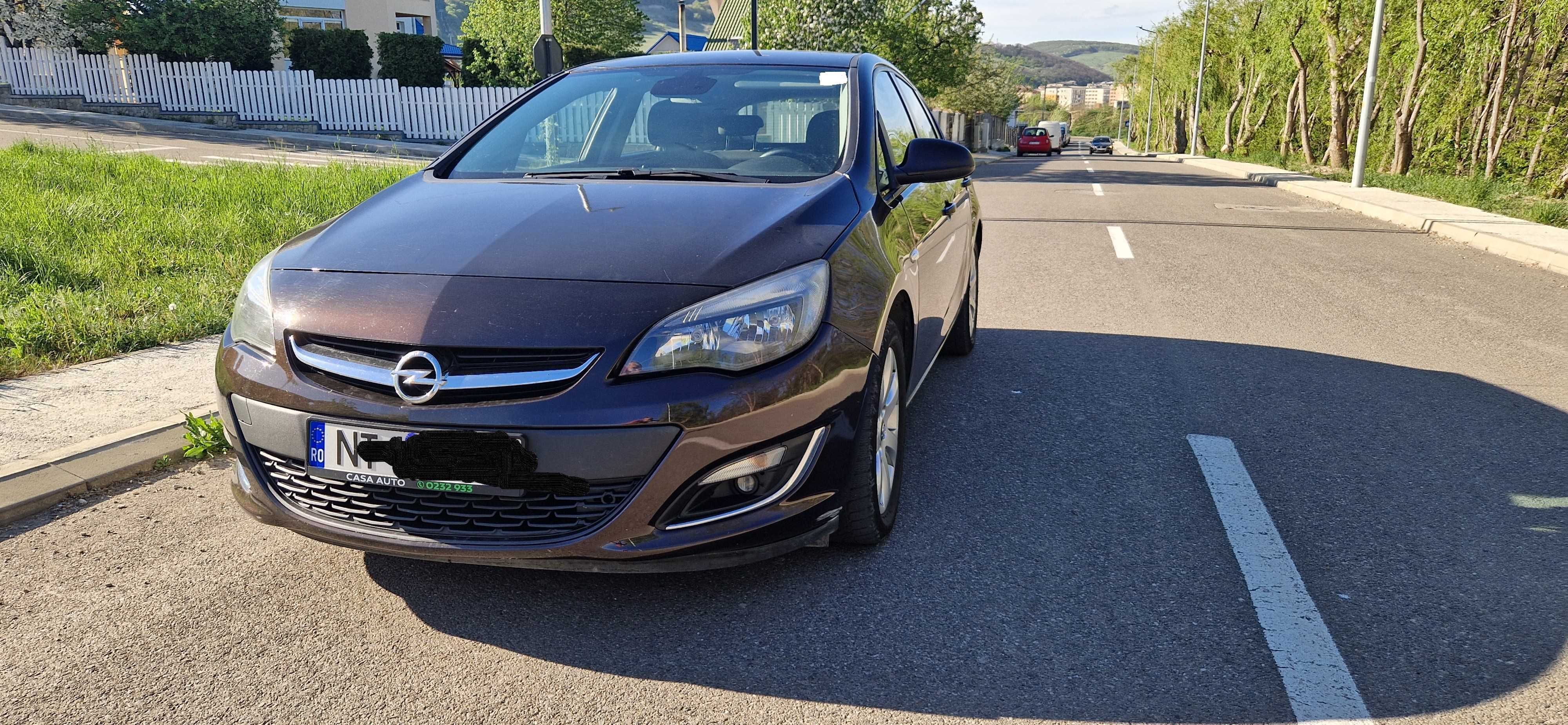 OPEL Astra J Active