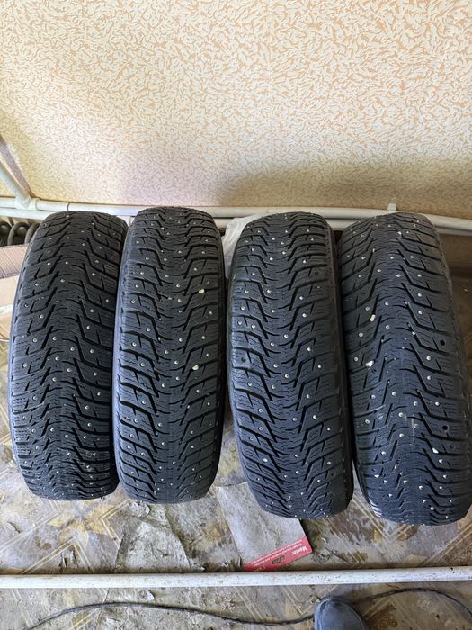 Зимние шипованые шины GoogRide 175/65 R14 комплект 4шт