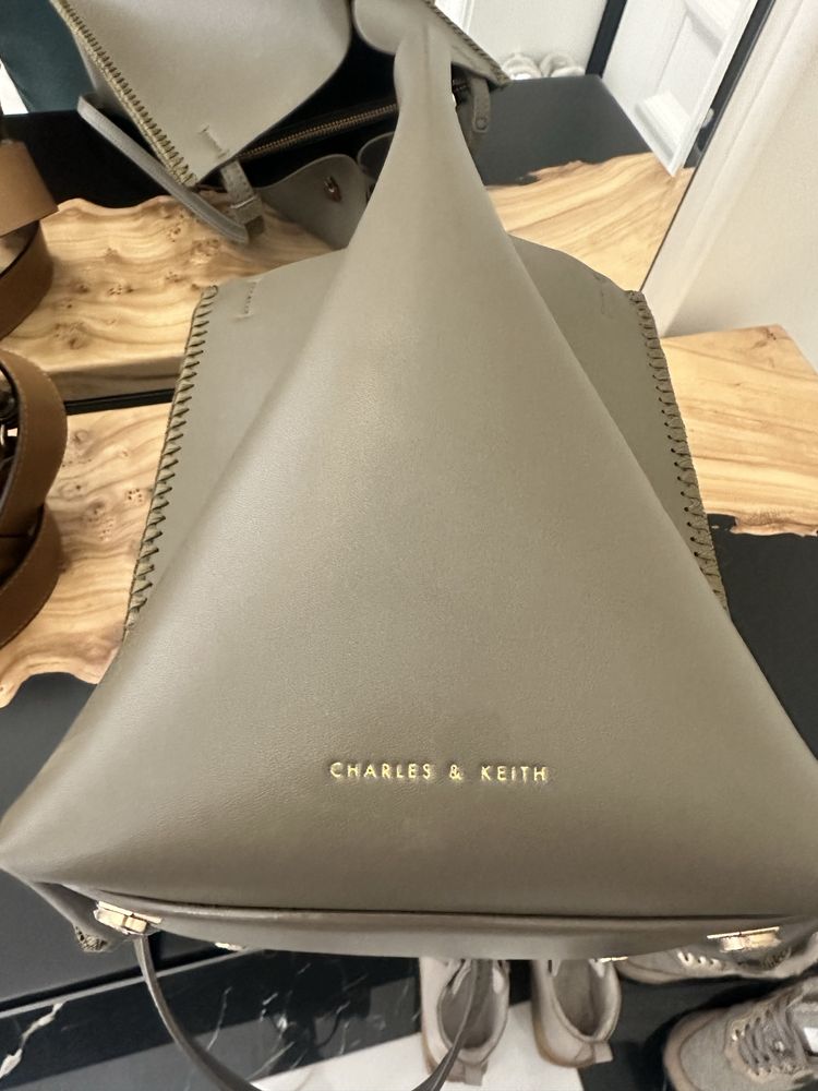 Сумка Charles&keith и Picard
