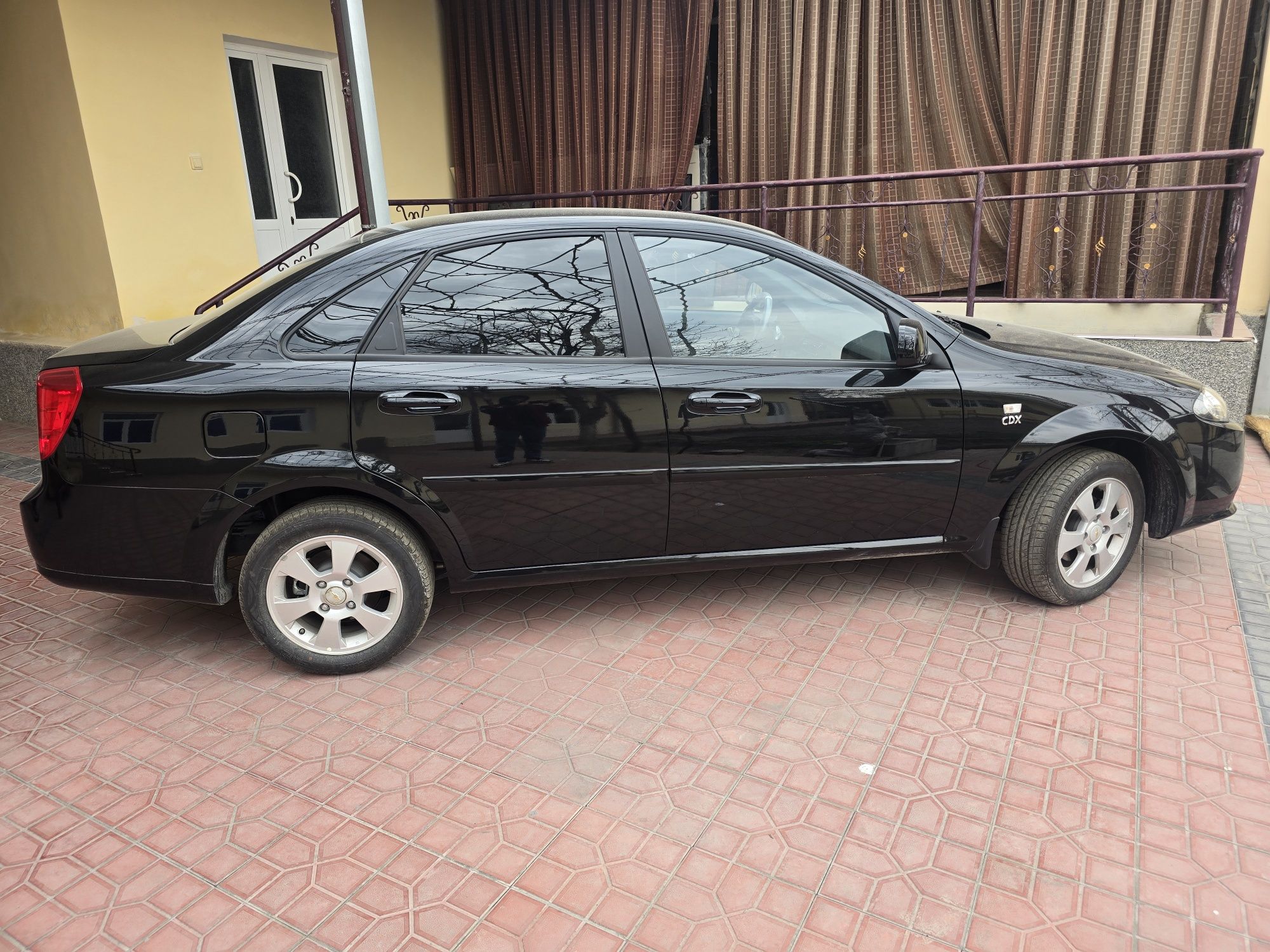 Lacetti 23/24 bez lyuk