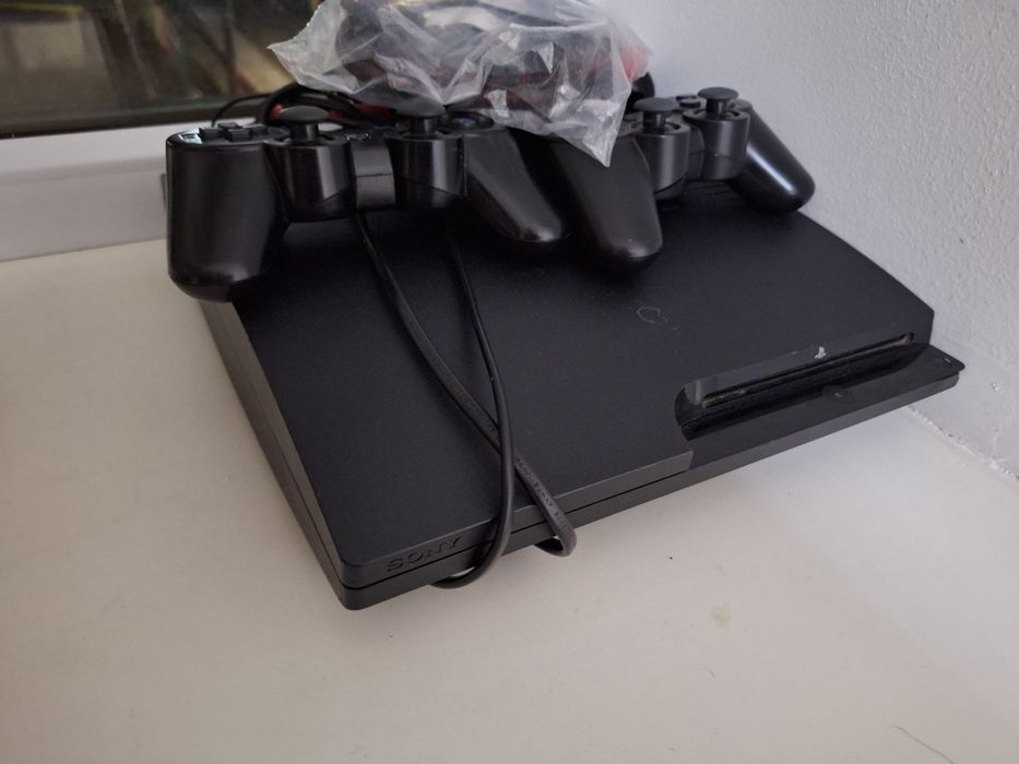 Продам пс3 в отличном состоянии