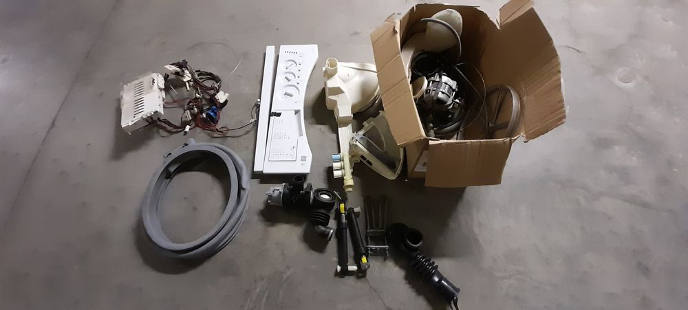 Части за пералня със сушилня Hotpoint Ariston CAWD 129