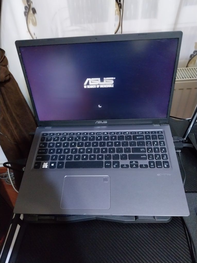 Laptop Asus Vivobook X515EA