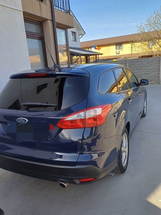 Vând Ford Focus 2012, automat