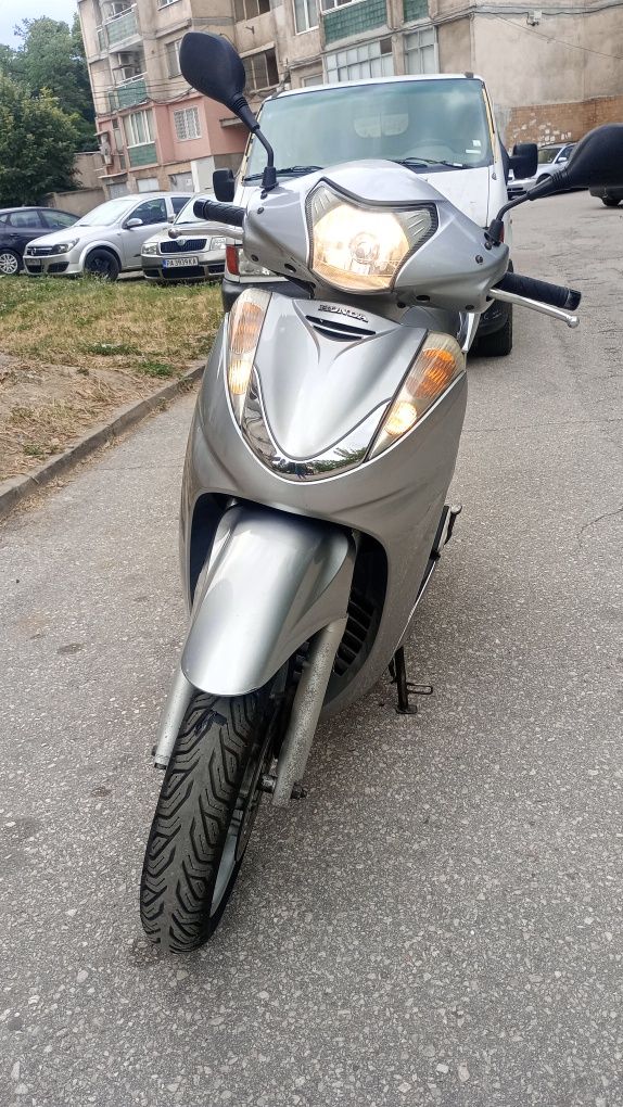 Honda sh 300 i Скутер