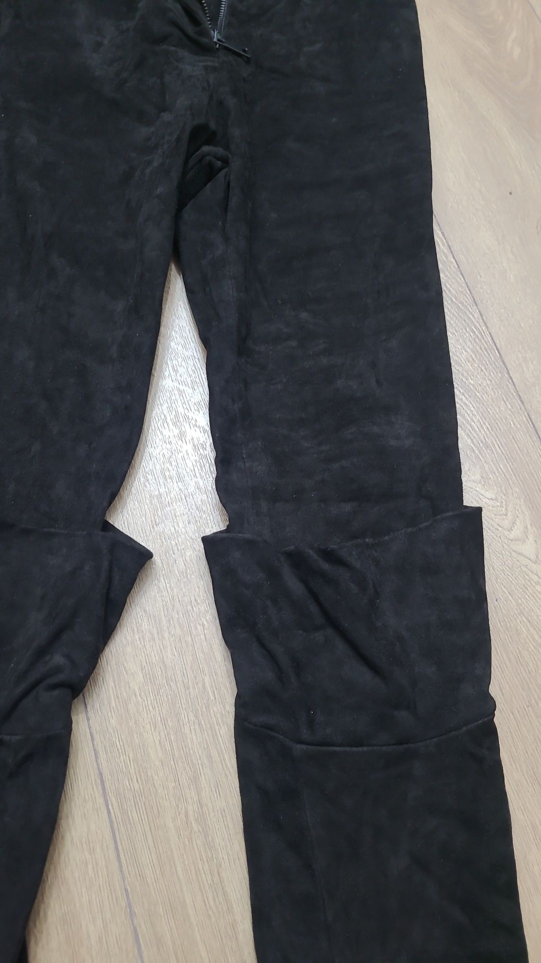 pantaloni stil colanti piele naturala intoarsa