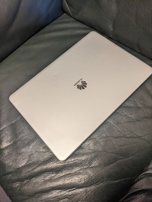 Laptop ultra slim Huawei MateBook Ryzen 5,14",ca nou,light gaming,6h