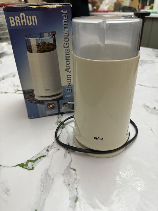 Кофемолка Braun продам
