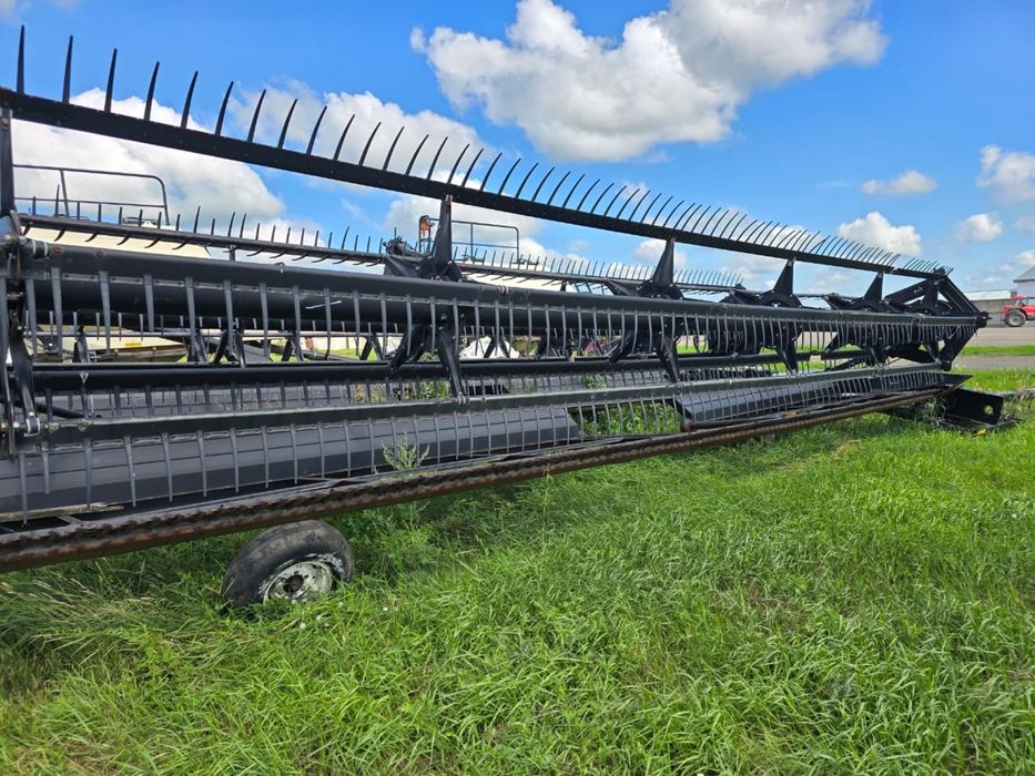 Продается жатка Макдон