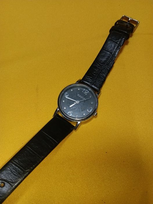 Дамски часовник със стрелки - 9 лв