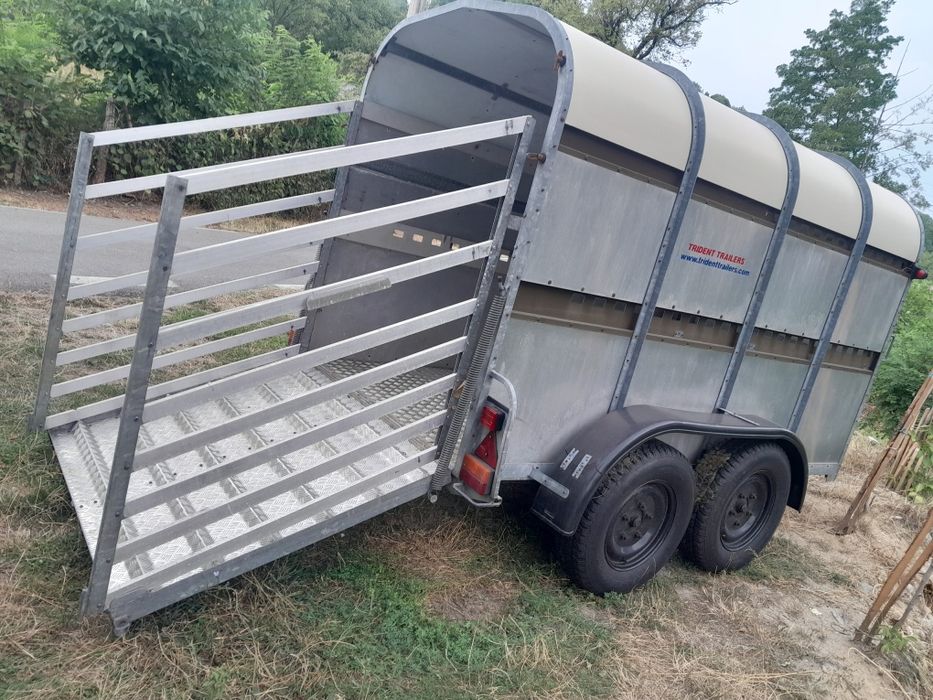 Remorca Bateson! Autorizata Transport Animale!!(Detin 3 Remorci Diferi