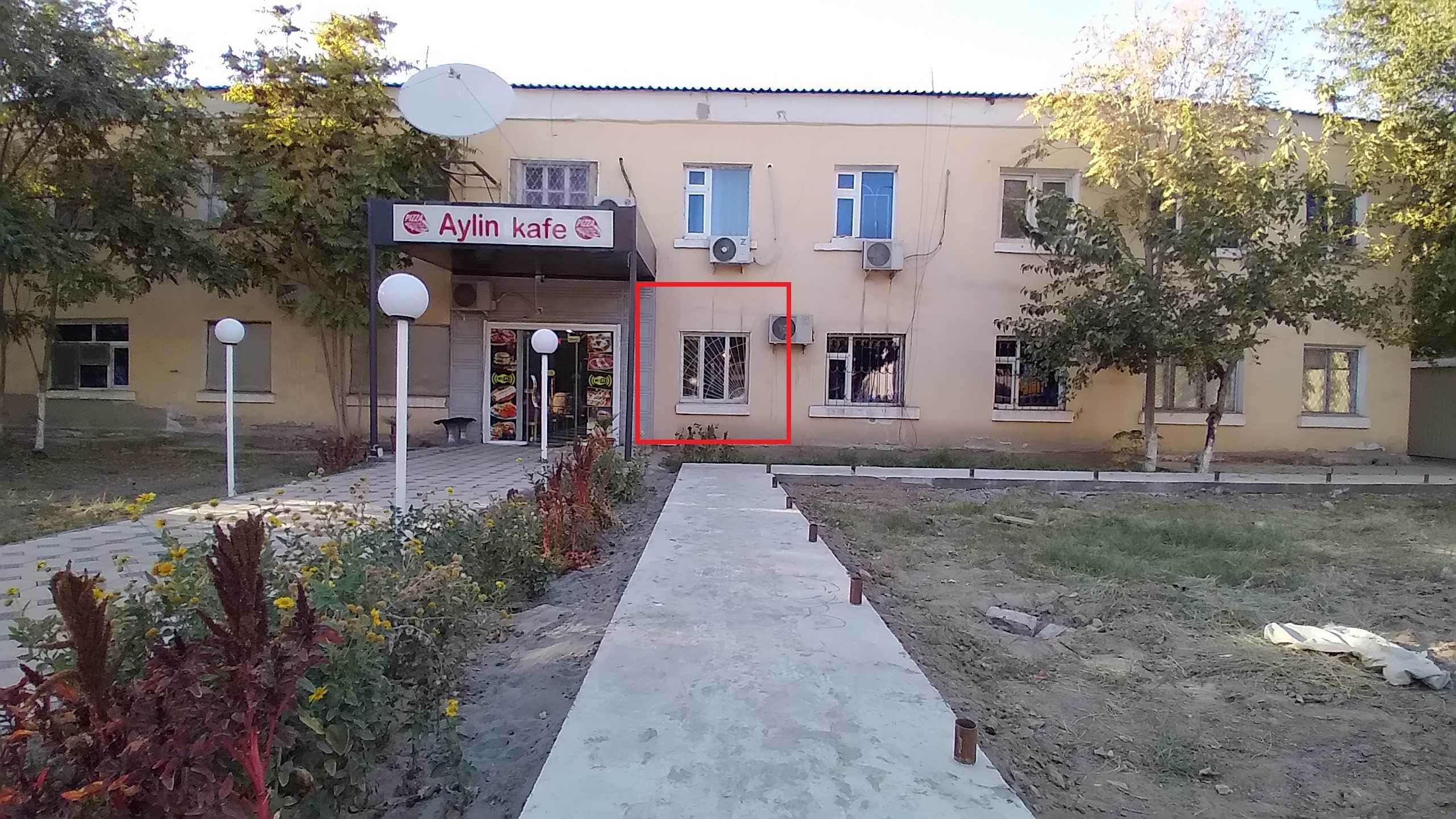 Shahar markazidagi birinchi qavatdagi ikki xonali kvartira sotiladi