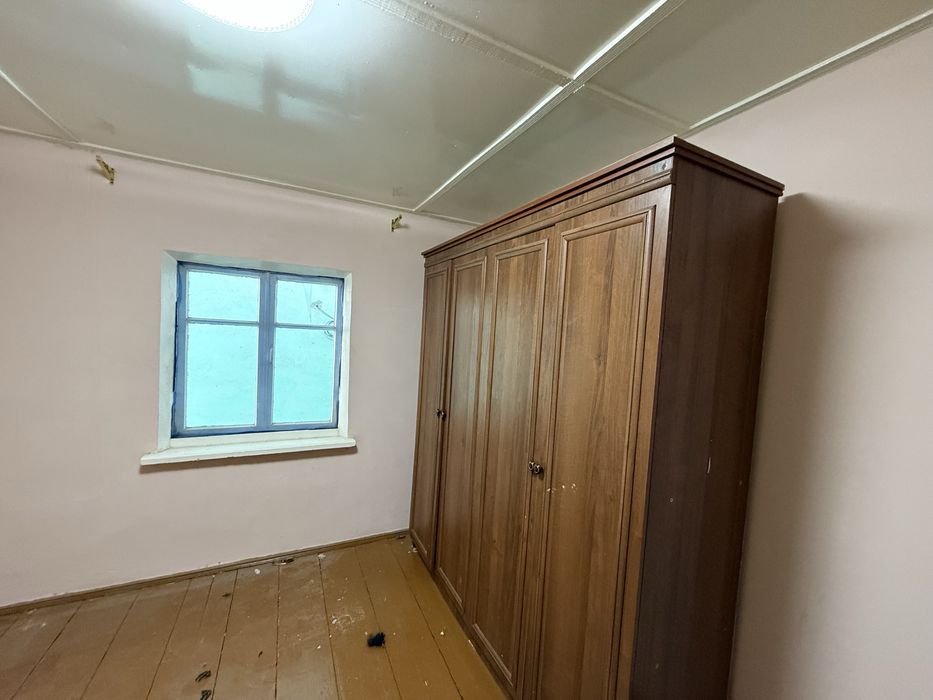 Baxt shaxar markazida uy zudlik bilan sotiladi