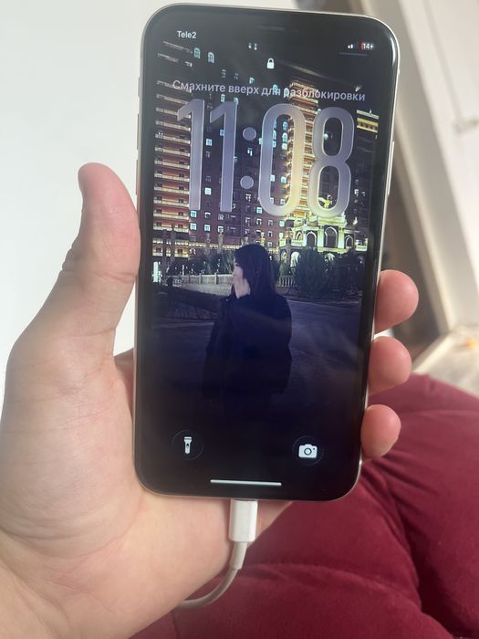 Iphone 11, ёмкасть 72%