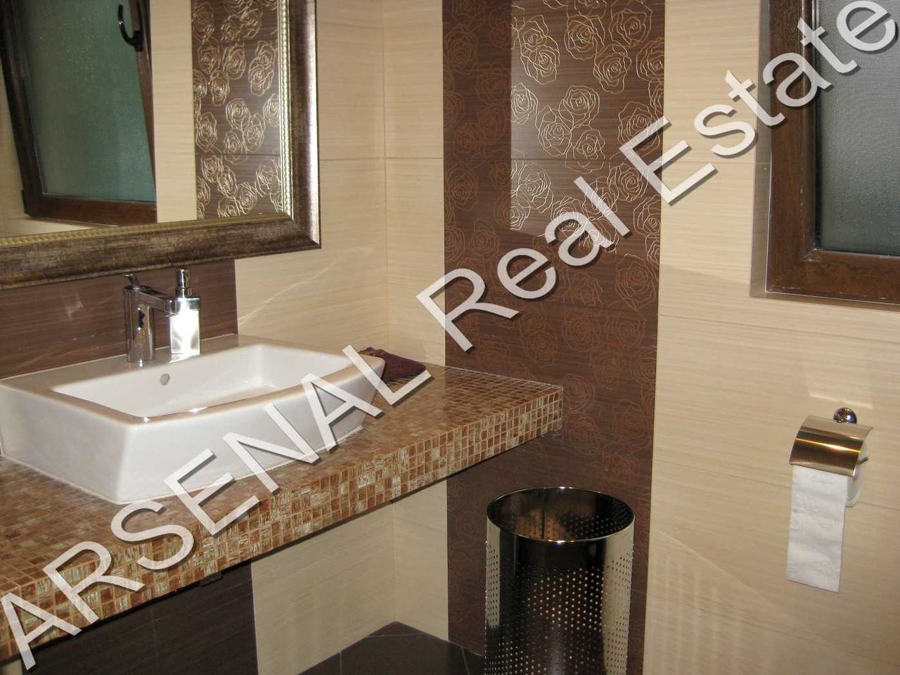 Продава се Къща в София, Бояна - 780 кв.м за 4488 €/кв.м - Снимка #9