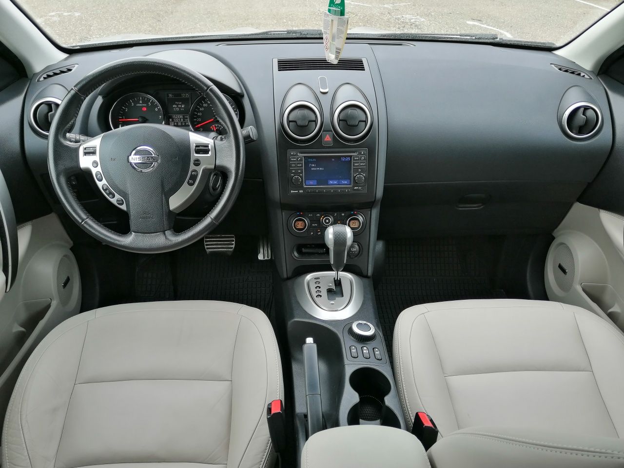 Nissan Qashqai Automat 4x4 4x2 Benzină E5 km 152000