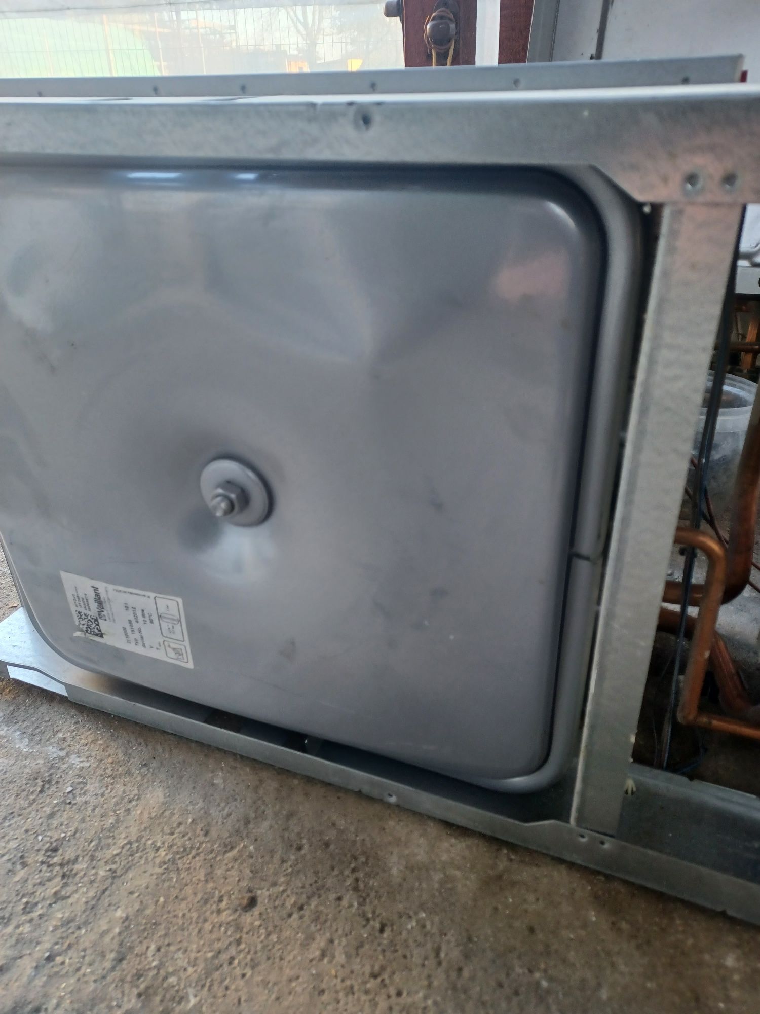 Centrala termica Vaillant Turbo Tec Plus VUW RO 282/3-5